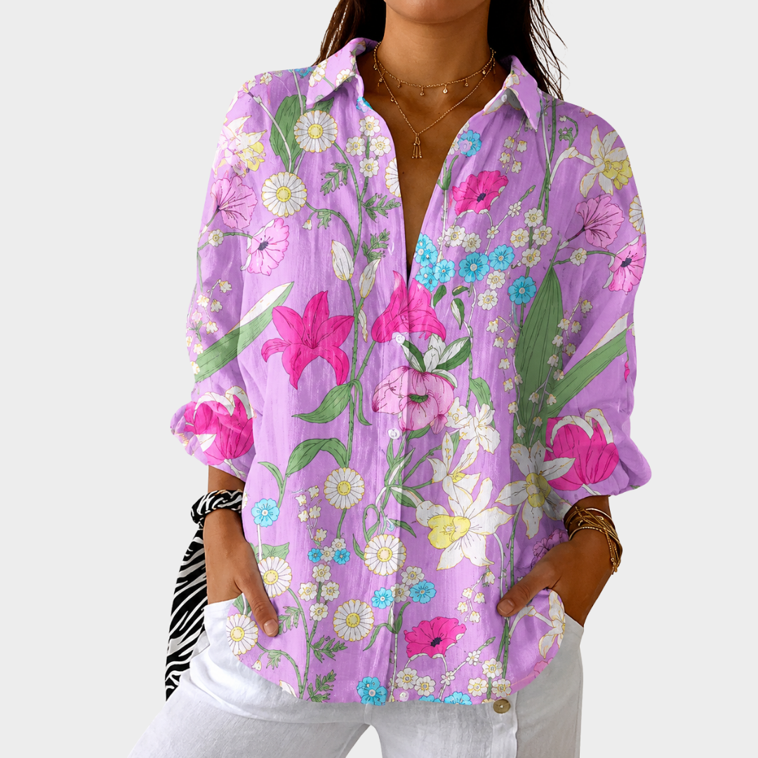Lightweight and colorful blouse with print