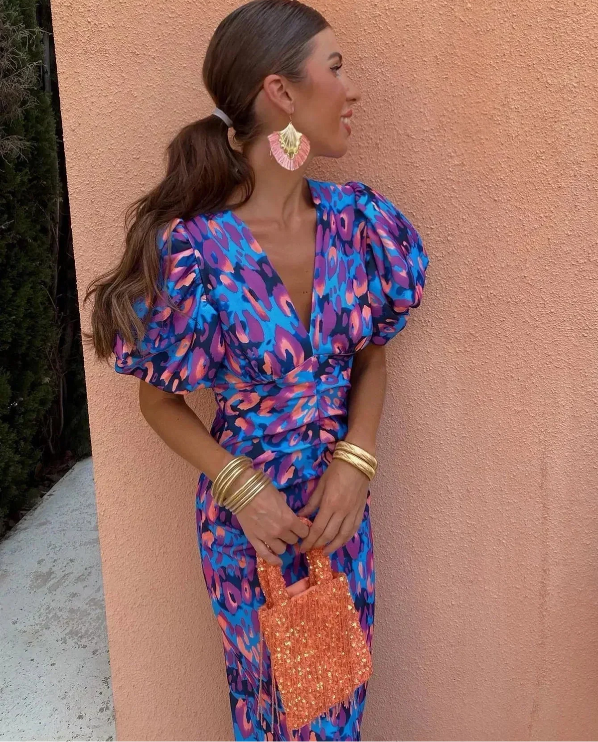 Loren - Vibrant Midi Dress with Puff Sleeves